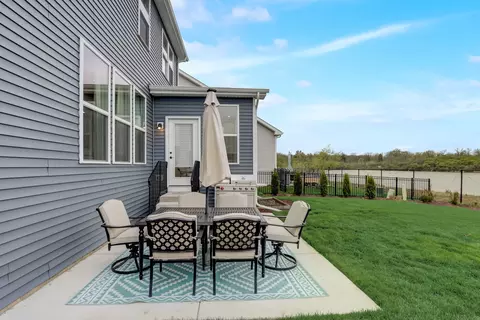 Exterior - 2311 Lucent Ln, Naperville, IL 60563 photo 8 of 11