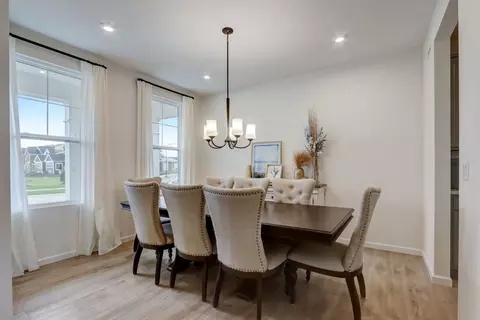 Dining - 2311 Lucent Ln, Naperville, IL 60563 photo 1 of 4