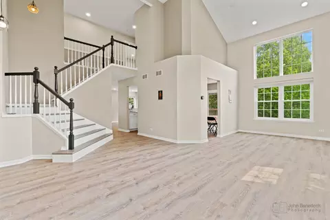 1365 Branden Ln, Bartlett, IL 60103 photo 5