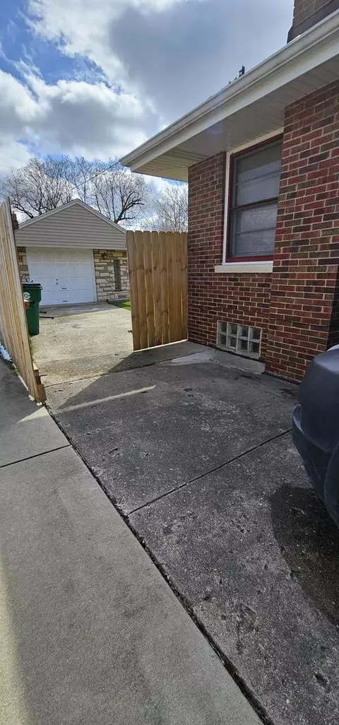 2321 S 18th Ave, Broadview, IL 60155 photo 24