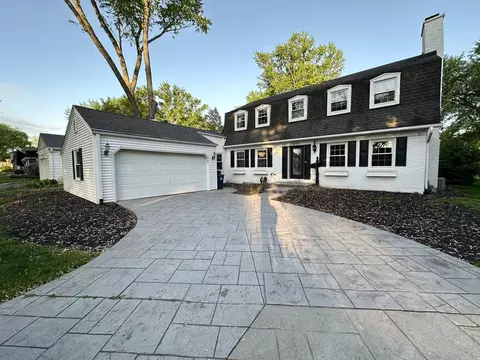 1036 Royal Saint George Dr, Naperville, IL 60563