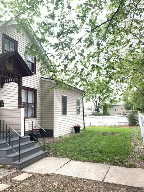 324 Beach St, Aurora, IL 60505 photo 21