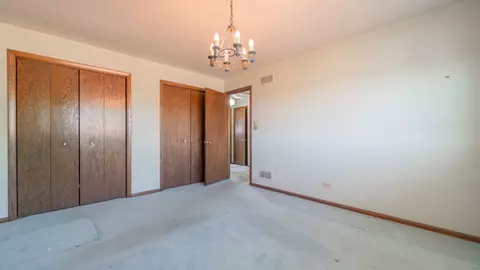 11511 S Ewing Ave, Chicago, IL 60617 photo 15