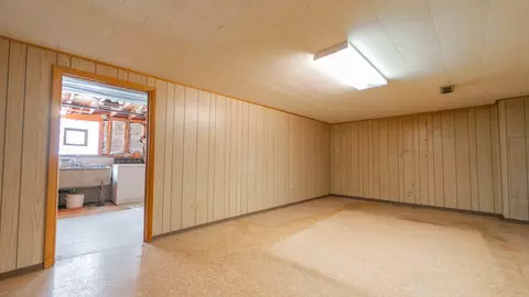 11511 S Ewing Ave, Chicago, IL 60617 photo 29