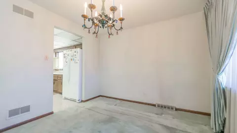 11511 S Ewing Ave, Chicago, IL 60617 photo 27