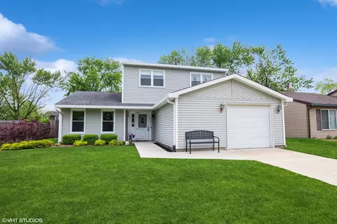 20617 S Driftwood Dr, Frankfort, IL 60423
