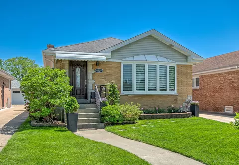 4529 N Orange Ave, Norridge, IL 60706