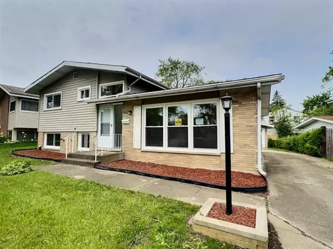 620 Travers Ave, Chicago Heights, IL 60411