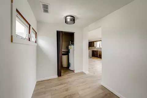 Entry Way - 29093 E 150 North Rd, Le Roy, IL 61752 photo 1 of 1