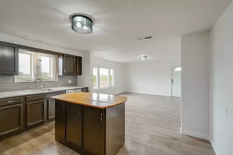 Kitchen - 29093 E 150 North Rd, Le Roy, IL 61752 photo 3 of 3