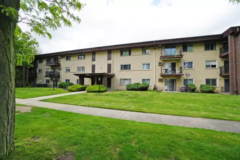 1206 E Fairview St #306, Arlington Heights, IL 60005