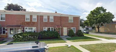 4063 W 58th St, Chicago, IL 60629