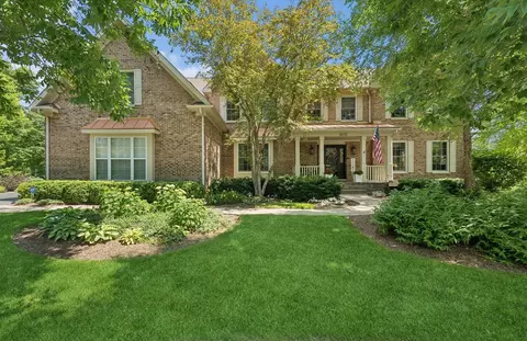 8135 S Boulder Ct, Long Grove, IL 60047