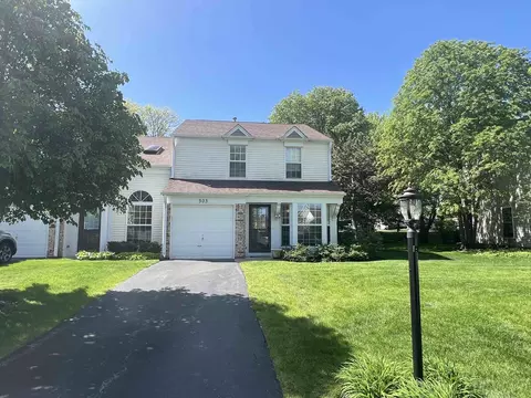 303 Chrisman Dr, Streamwood, IL 60107