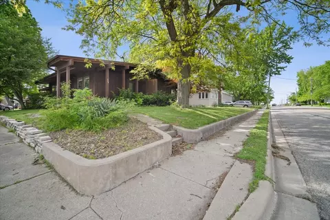 Other - 409 S Linden St, Normal, IL 61761 photo 1 of 8