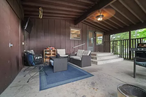 Exterior - 409 S Linden St, Normal, IL 61761 photo 4 of 6