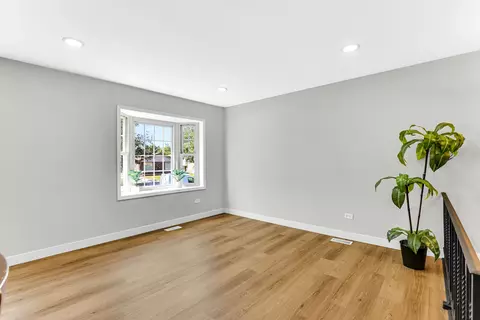 Living - 2204 W 157th Pl, Markham, IL 60426 photo 3 of 3