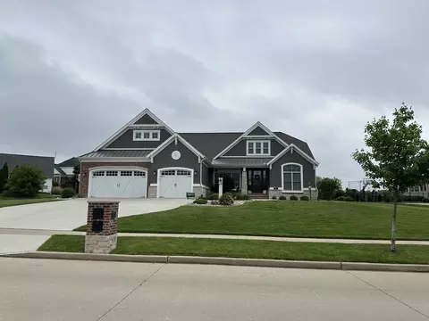 1610 Mullikin Dr, Champaign, IL 61822