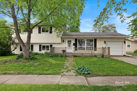 22 Bonds Dr, Bourbonnais, IL 60914