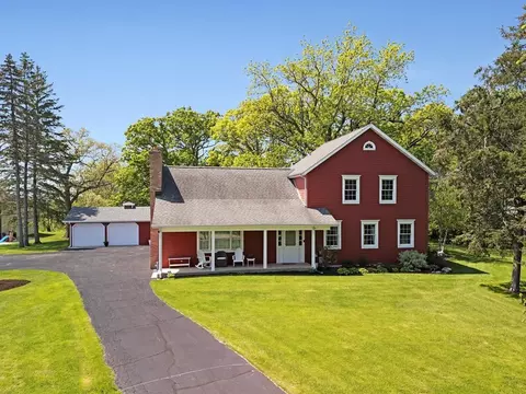 38140 N Chicago Ave, Wadsworth, IL 60083