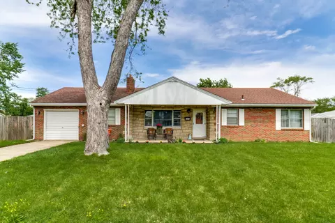 1003 Lincoln St, Pekin, IL 61554