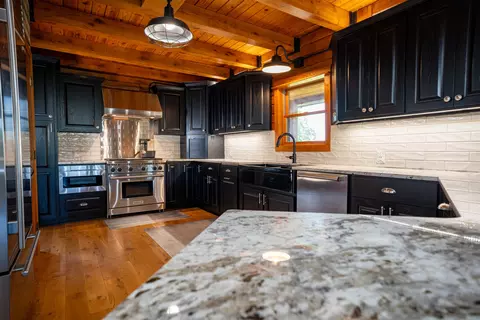 Kitchen - 14742 Best Rd, Davis, IL 61019 photo 2 of 12