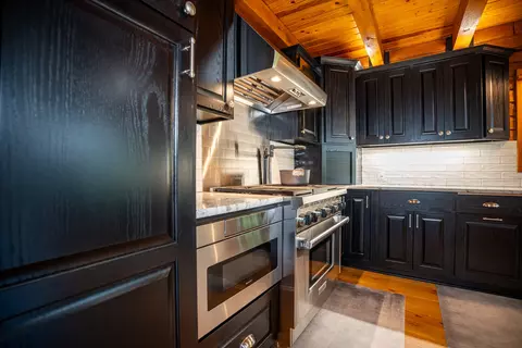 Kitchen - 14742 Best Rd, Davis, IL 61019 photo 8 of 12