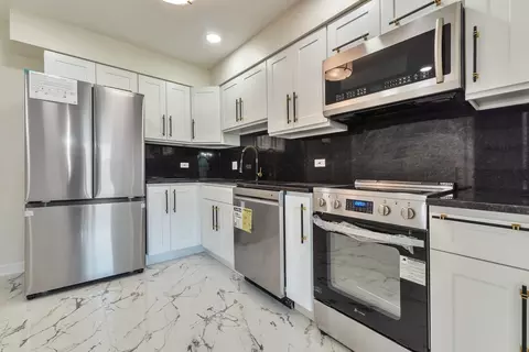 Kitchen - Undisclosed, Willowbrook, IL 60527 photo 3 of 3