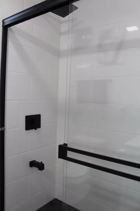 Bath - 676 Morgan St, Elgin, IL 60123 photo 2 of 2