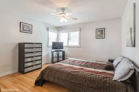 950 Webster Ln, Des Plaines, IL 60016 photo 6