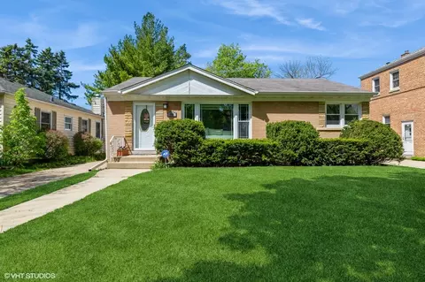 950 Webster Ln, Des Plaines, IL 60016