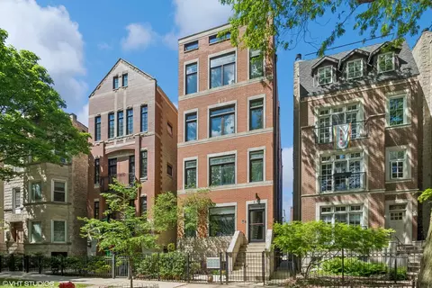822 W Buckingham Pl #401, Chicago, IL 60657