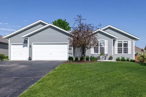 15627 Bryden Dr, South Beloit, IL 61080