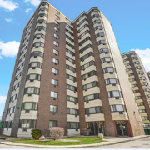 7337 S South Shore Dr #1127, Chicago, IL 60649