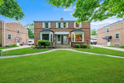 6236 W Byron St, Chicago, IL 60634