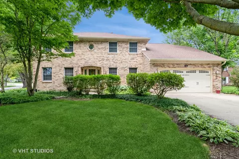 26 Winthrop New Rd, Sugar Grove, IL 60554