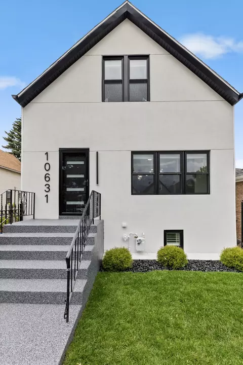 10631 S Avenue J, Chicago, IL 60617