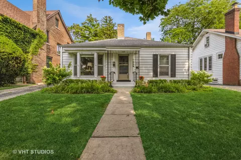 1539 Henry Pl, Waukegan, IL 60085
