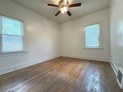 Bedroom - 1042 S 6th Ave, Kankakee, IL 60901 photo 1 of 2