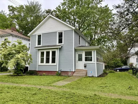 403 S Mccullough St, Urbana, IL 61801