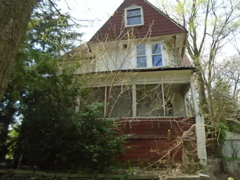 9372 S Vanderpoel Ave, Chicago, IL 60643
