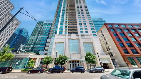 125 S Jefferson St #2705, Chicago, IL 60661
