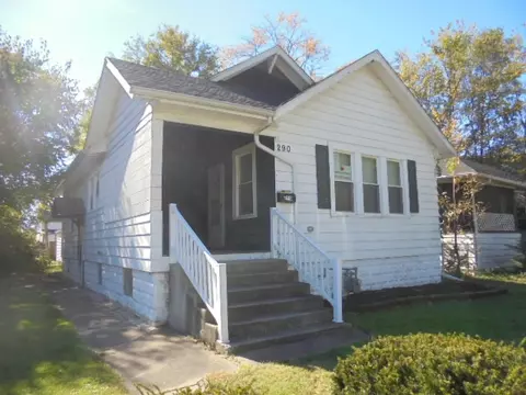 290 E 148th Pl, Harvey, IL 60426