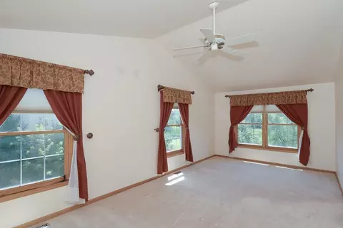 5405 Fox Path Ln, Hoffman Estates, IL 60192 photo 24