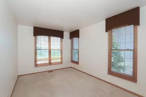 5405 Fox Path Ln, Hoffman Estates, IL 60192 photo 21