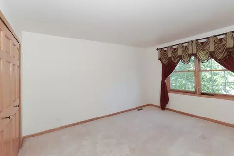 5405 Fox Path Ln, Hoffman Estates, IL 60192 photo 32