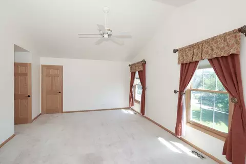 5405 Fox Path Ln, Hoffman Estates, IL 60192 photo 26