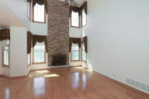 5405 Fox Path Ln, Hoffman Estates, IL 60192 photo 15
