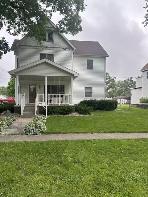 400 E Washington St, Le Roy, IL 61752