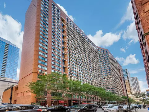 211 E Ohio St #1418, Chicago, IL 60611
